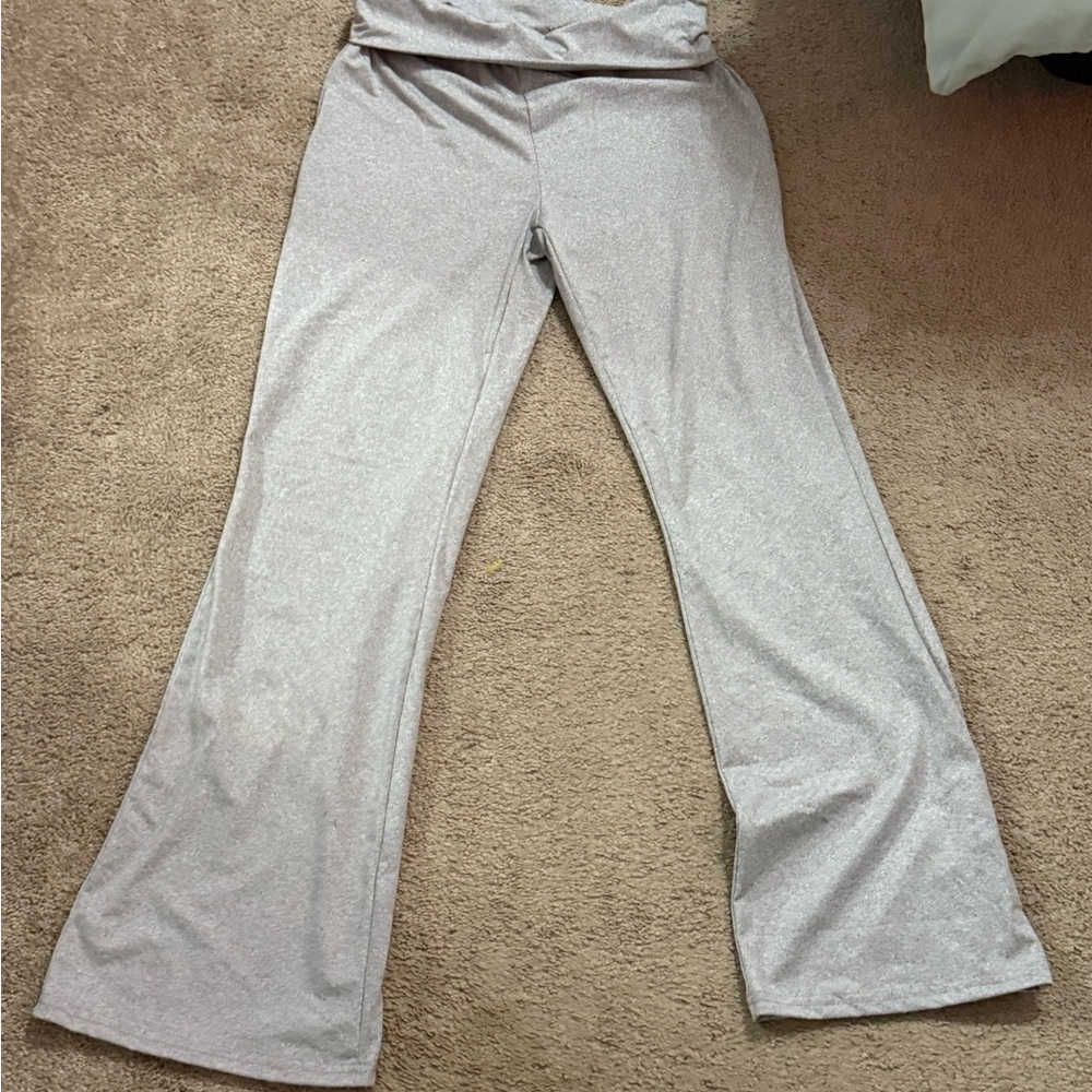Women’s Heathered Gray Foldover Flared Pants